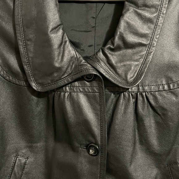 Vintage Danier Leather, short, A-line jacket. - Picture 3 of 5